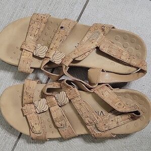 Vionic Rest Amber Sandals Size 9